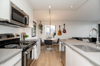 #1202 - 110 W. 4th Street